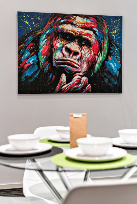 Complete Host Halo Apartments - Redcliffe Tourism 27