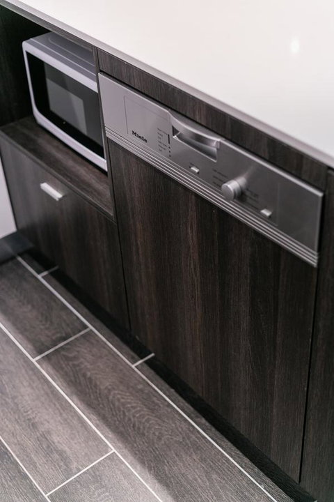 Complete Host Halo Apartments - Redcliffe Tourism 1