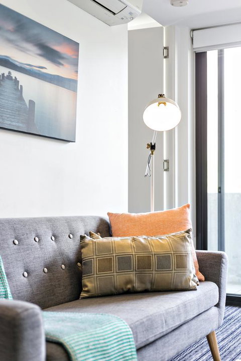 Complete Host Halo Apartments - Redcliffe Tourism 10