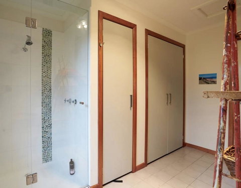 Beautiful, Cosy And Quiet - Redcliffe Tourism 11