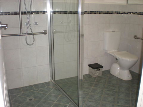 Willow Dene Holiday Apartments - Redcliffe Tourism 21