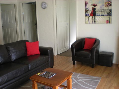 Willow Dene Holiday Apartments - Redcliffe Tourism 10