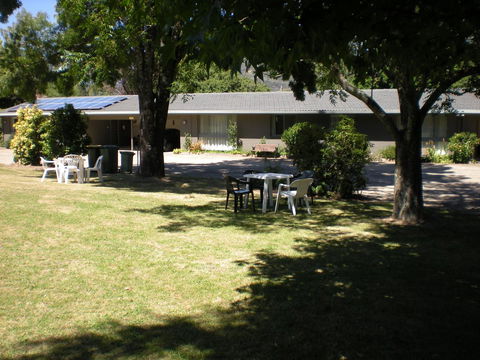 Willow Dene Holiday Apartments - Redcliffe Tourism 20