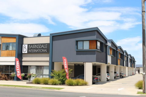 Bairnsdale International - Redcliffe Tourism 0