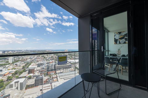 International 2 Bed 2 Bath Apartment - Redcliffe Tourism 11