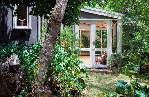 Ashwood Cottages - Redcliffe Tourism 10