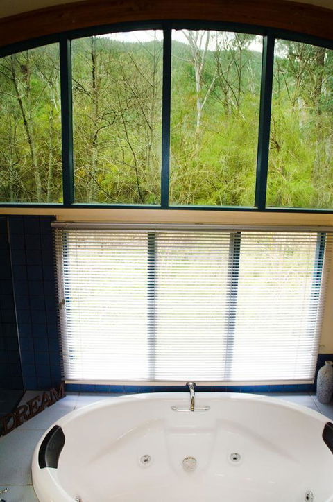 Ashwood Cottages - Redcliffe Tourism 25