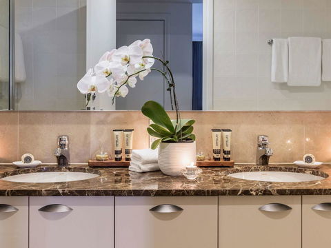 Quay West Suites Melbourne - Redcliffe Tourism 29