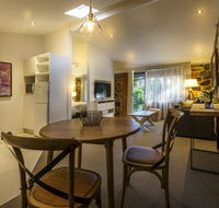 Bright Mystic Valley - Redcliffe Tourism