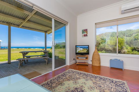 Cottages For Couples - Redcliffe Tourism 21
