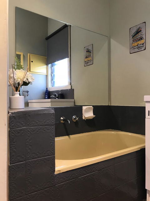 Jettycove Beach House - Redcliffe Tourism 11