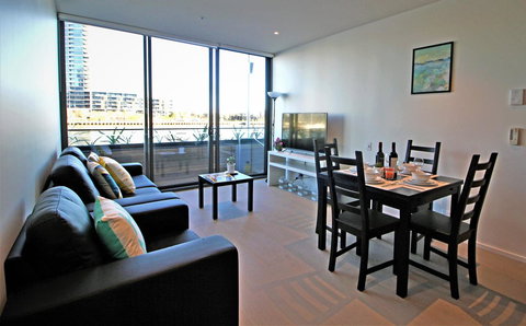 Auzzie Apartments Docklands, Melbourne - Redcliffe Tourism 4