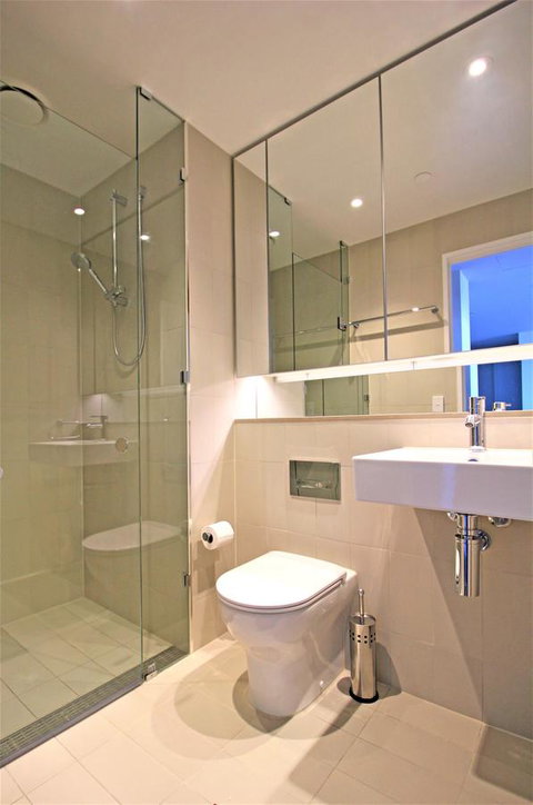 Auzzie Apartments Docklands, Melbourne - Redcliffe Tourism 12