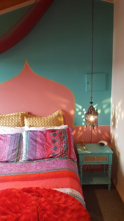 The Bohemian Art Studio - Redcliffe Tourism 3