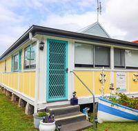 The Broken Oar - Redcliffe Tourism