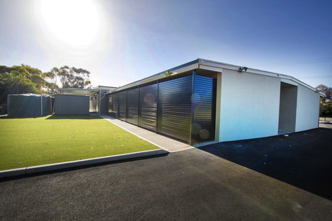 The Bunkhouse - Redcliffe Tourism 0