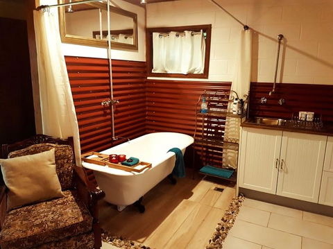 The Cabin - Redcliffe Tourism 2