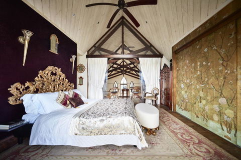 The Church House - Redcliffe Tourism 1