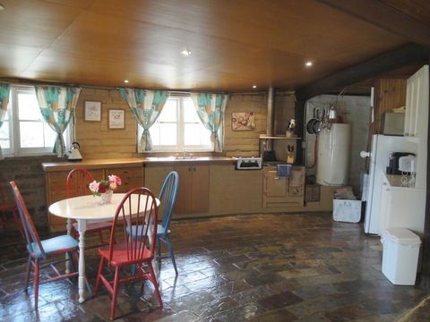 The Cottage - Redcliffe Tourism 1