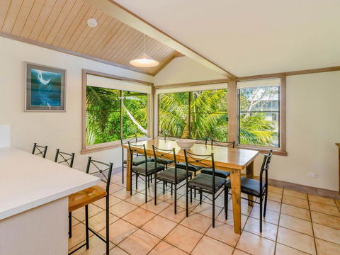 The Crest 2 - At Beautiful Angourie - Redcliffe Tourism 3