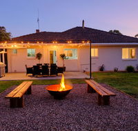 The Farmhouse. - Redcliffe Tourism