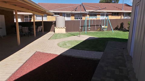 The Garden House - Redcliffe Tourism 2