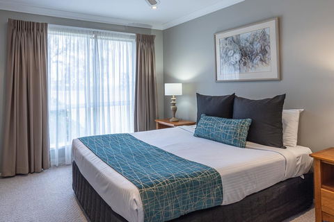 The Grange On Hermitage - Redcliffe Tourism 0