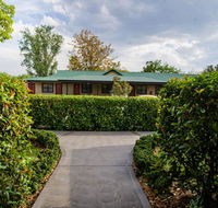 The Grapevine Motel - Redcliffe Tourism