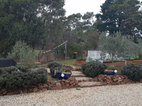 The Gurdies Room With Amazing Sunset Views - Redcliffe Tourism 3