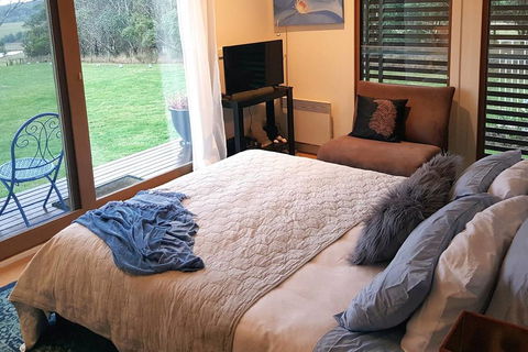 The Gurdies Room With Amazing Sunset Views - Redcliffe Tourism 0