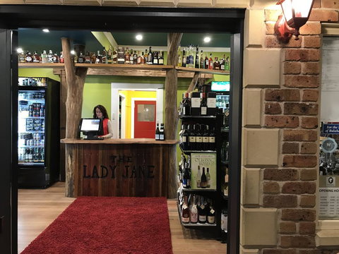 The Lady Jane Motel - Redcliffe Tourism 2