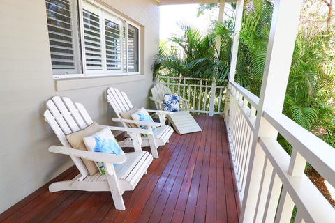 The Lakehouse In Raffetys Resort - Redcliffe Tourism 2