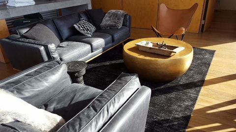 The Longhouse - Suite 1 - Redcliffe Tourism 3