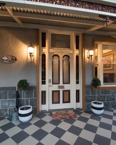 The Oaks Lilydale Accommodation - Redcliffe Tourism 3