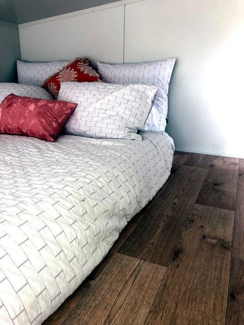 The Saddle Camp Tiny House, Braidwood - Redcliffe Tourism 3