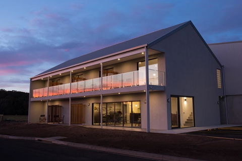 The Seabird - Redcliffe Tourism 0