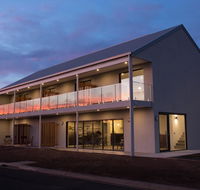 The Seabird - Redcliffe Tourism