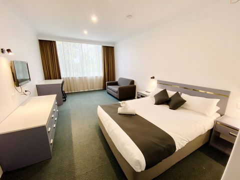 The Select Inn Penrith - Redcliffe Tourism 2