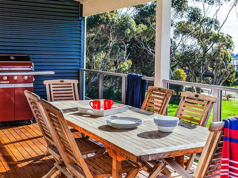 The Shack - Redcliffe Tourism 1