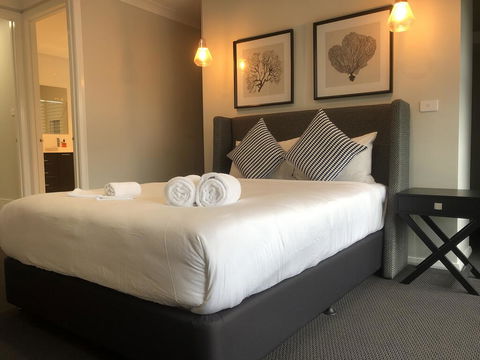 The Sirens Sydney - Redcliffe Tourism 3