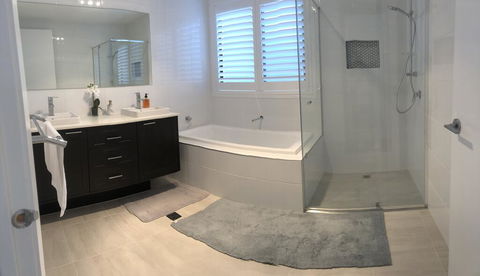 The Sirens Sydney - Redcliffe Tourism 2