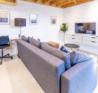 The Studio at Waterloo - Redcliffe Tourism