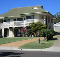 The Sun and the Sea in Hervey Bay - Redcliffe Tourism