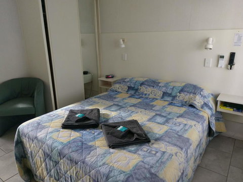 The Tree Motel - Redcliffe Tourism 1