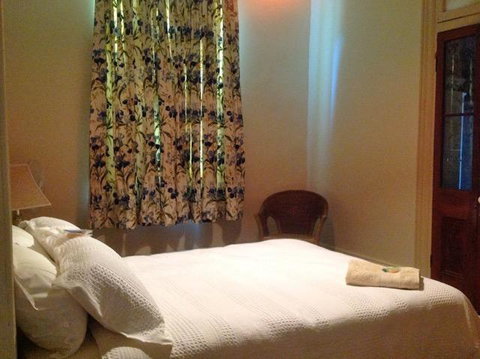 The White House - Redcliffe Tourism 2