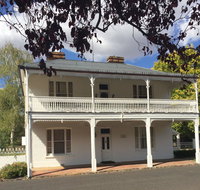 The White House - Redcliffe Tourism