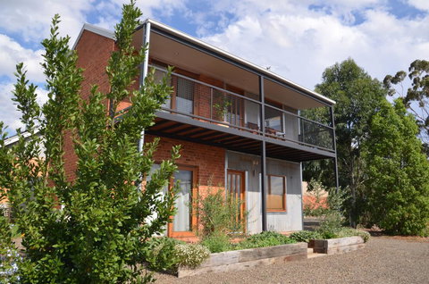 The Wicked Villa - Redcliffe Tourism 1