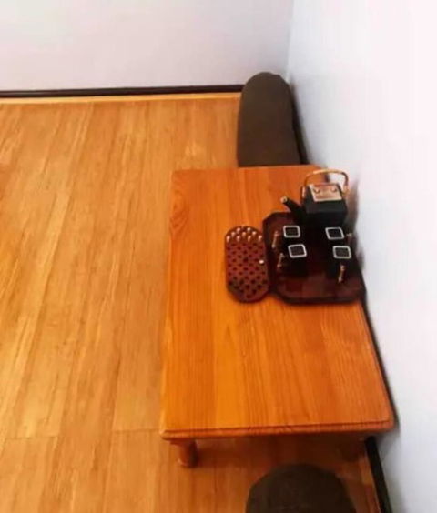 Thomastown Antique House Room 1 - Redcliffe Tourism 3