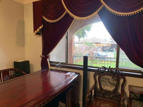 Thomastown Antique House Room 4 - Redcliffe Tourism 2