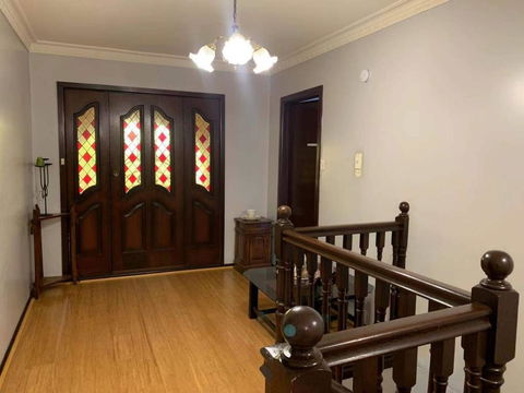 Thomastown Antique House Room 5 - Redcliffe Tourism 2